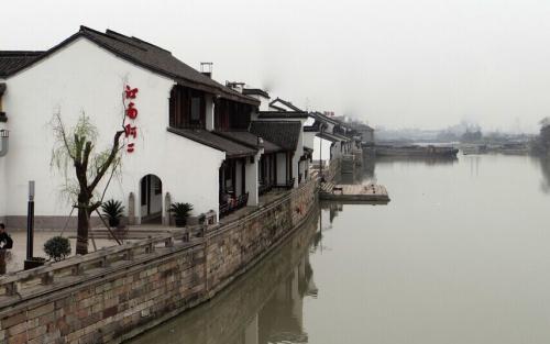 汽车弯道漂移
